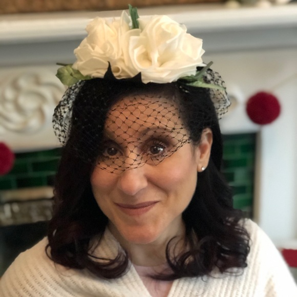 Vintage flower headpiece - Picture 2 of 6
